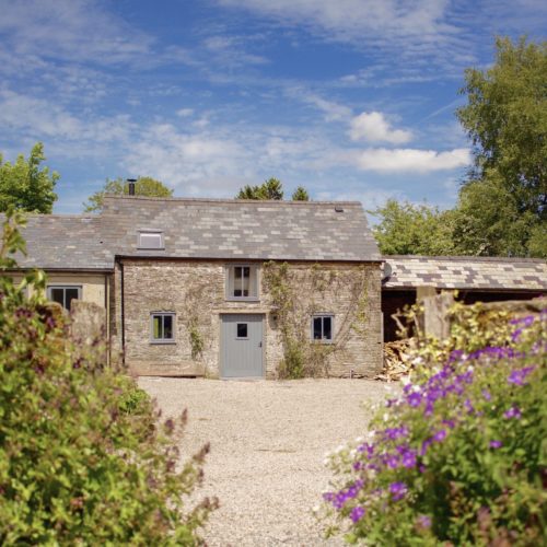 safari tents hay on wye