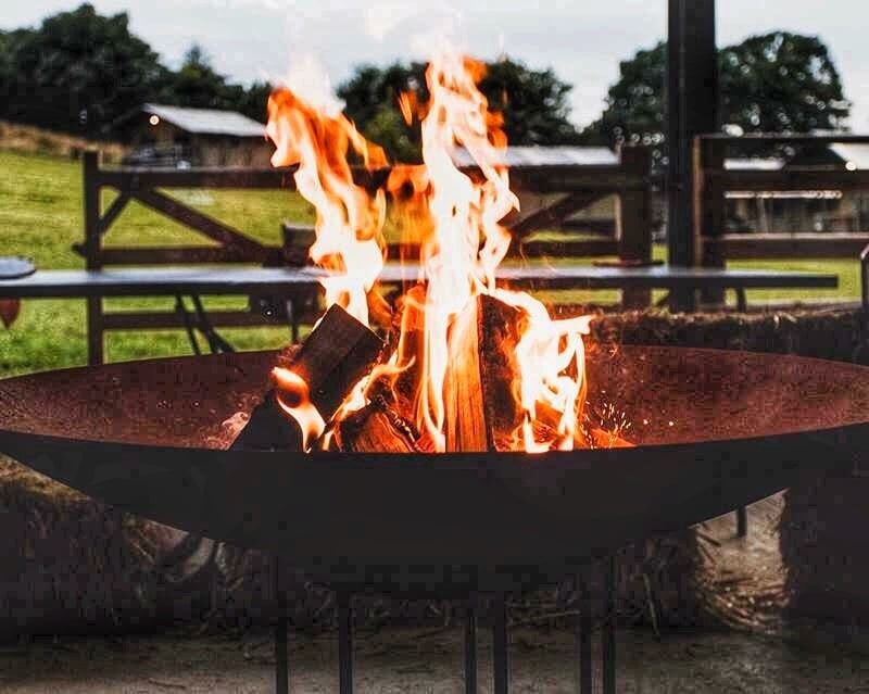 Fire bowl in the courtyard at Drovers Rest